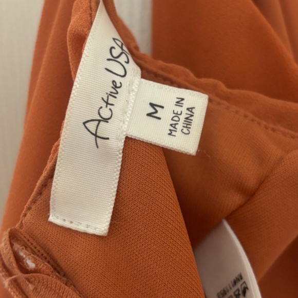 Shmaxi …Long maxi W/ shorts - Picture 3 of 3